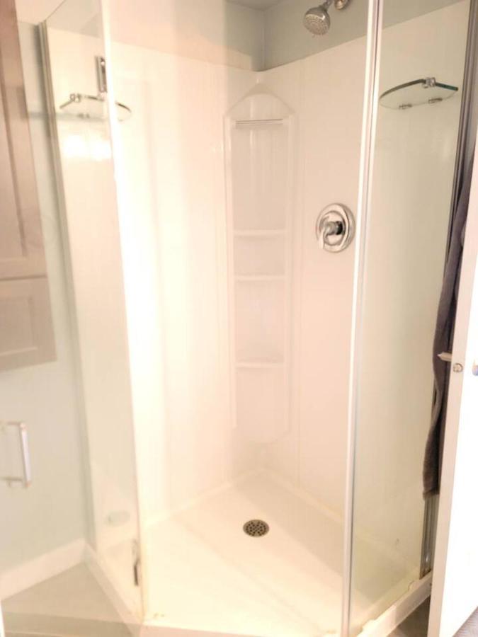 Cozy Private Suite Winnipeg Bagian luar foto